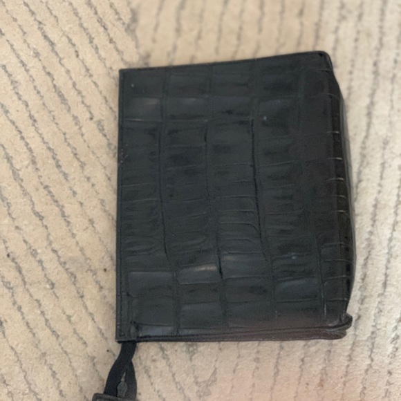 Small pebbled clutch - Picture 4 of 4